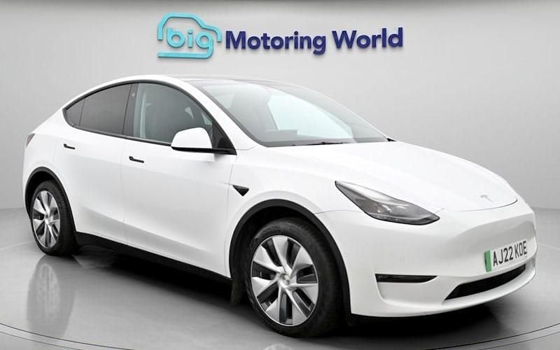 Used Tesla Model Y Long Range AWD 286 kW (389 HP) 2025 SUV