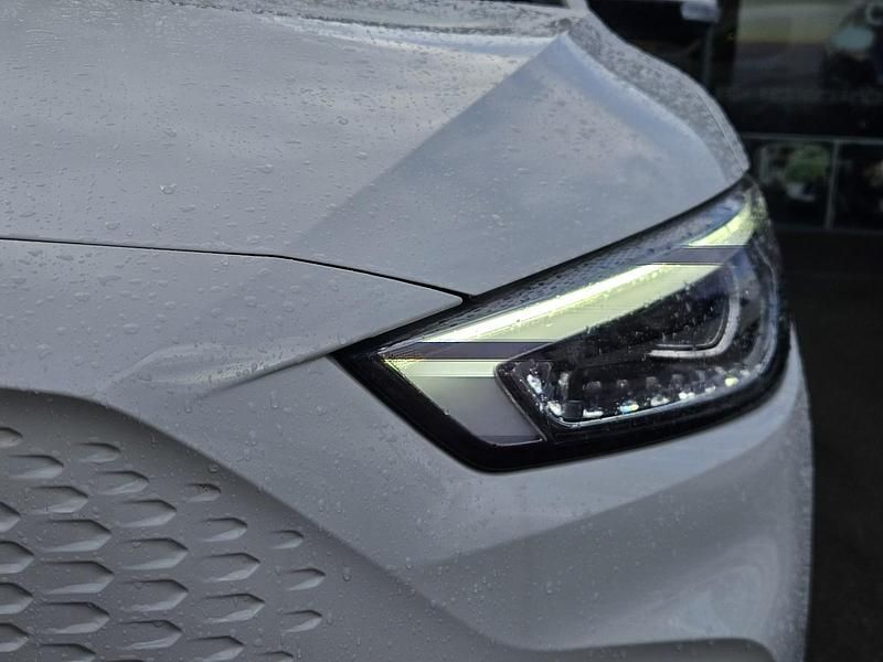Used MG ZS Trophy Connect 130 kW (177 HP) 2024 White SUV