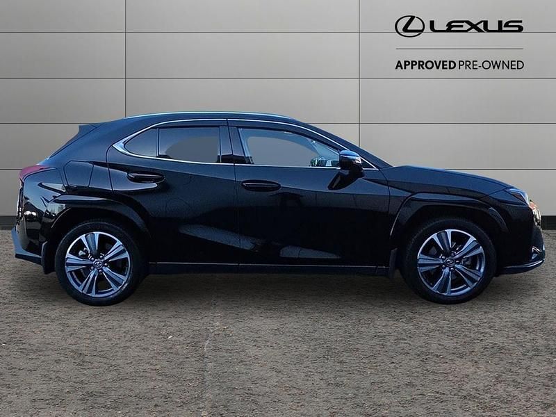 Used Lexus UX 150 kW (204 HP) 2025 Black SUV