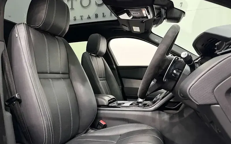 Used Land Rover Range Rover Velar SE Dynamic 300 HP (220 kW) 2021 Black SUV