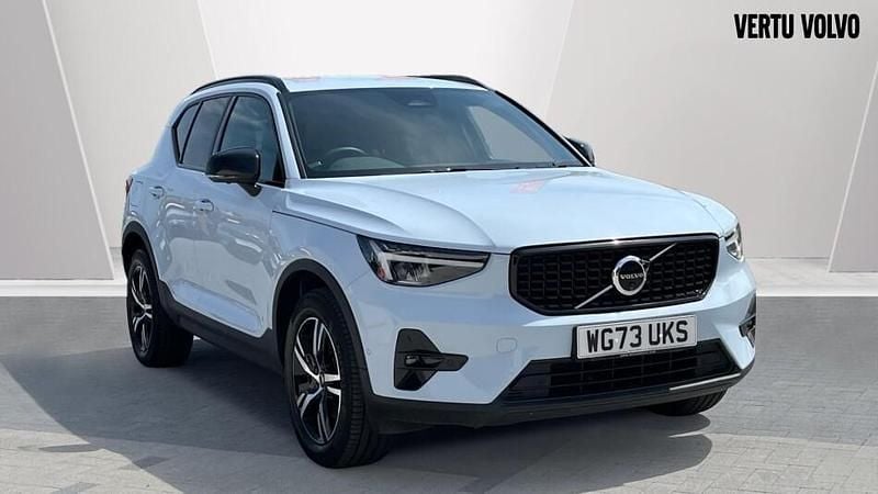 Used 2023 Volvo XC40 Plus SUV | £30,302 (Fair price) - Image 1/3
