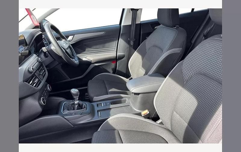 Used Ford Focus Trend 125 HP (91 kW) 2022 Agate black Hatchback