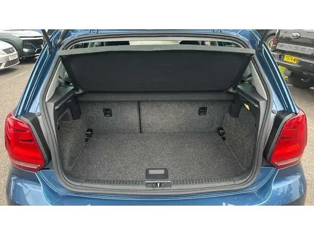 Used VW Polo Edition 90 HP (66 kW) 2017 Blue Hatchback