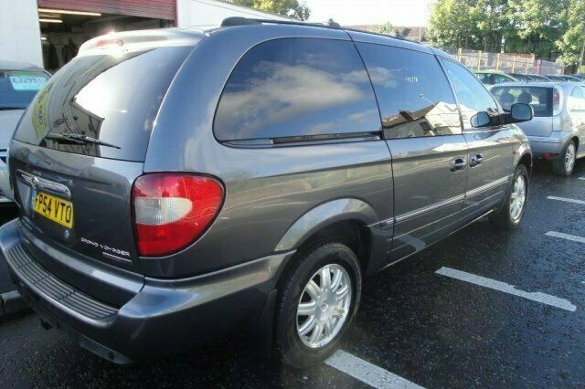 Used Chrysler Voyager 148 HP (108 kW) 2005 MPV