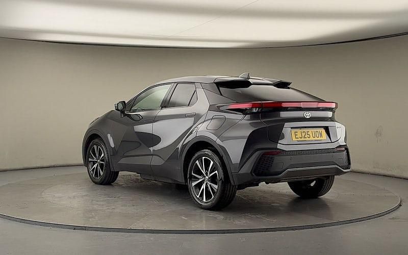 Used Toyota C-HR Design 223 HP (164 kW) 2025 Magnetic grey SUV