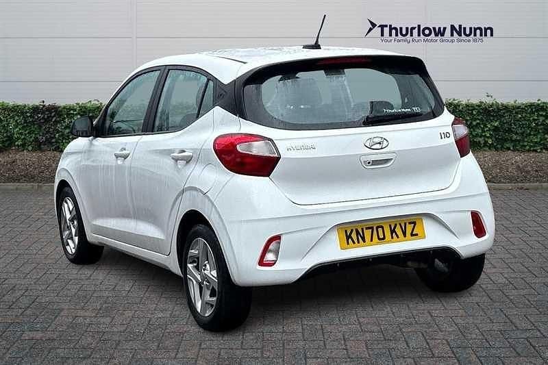 Used Hyundai i10 SE 84 HP (61 kW) 2020 White Hatchback