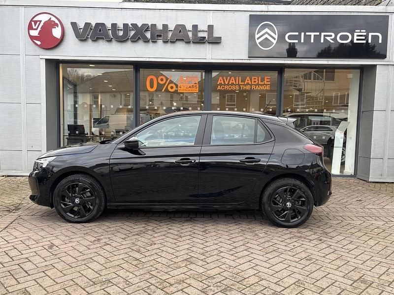 Usado Vauxhall Corsa-e 98 kW (134 HP) 2025 Preto Citadino