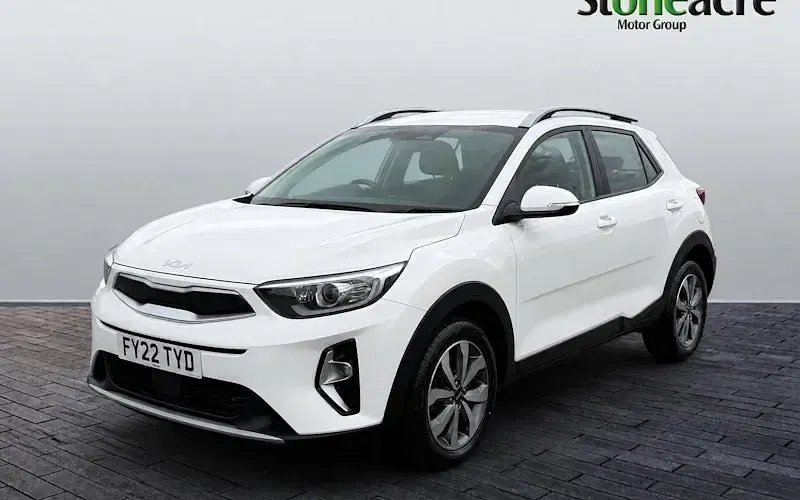 Used Kia Stonic 101 HP (74 kW) 2024 White SUV
