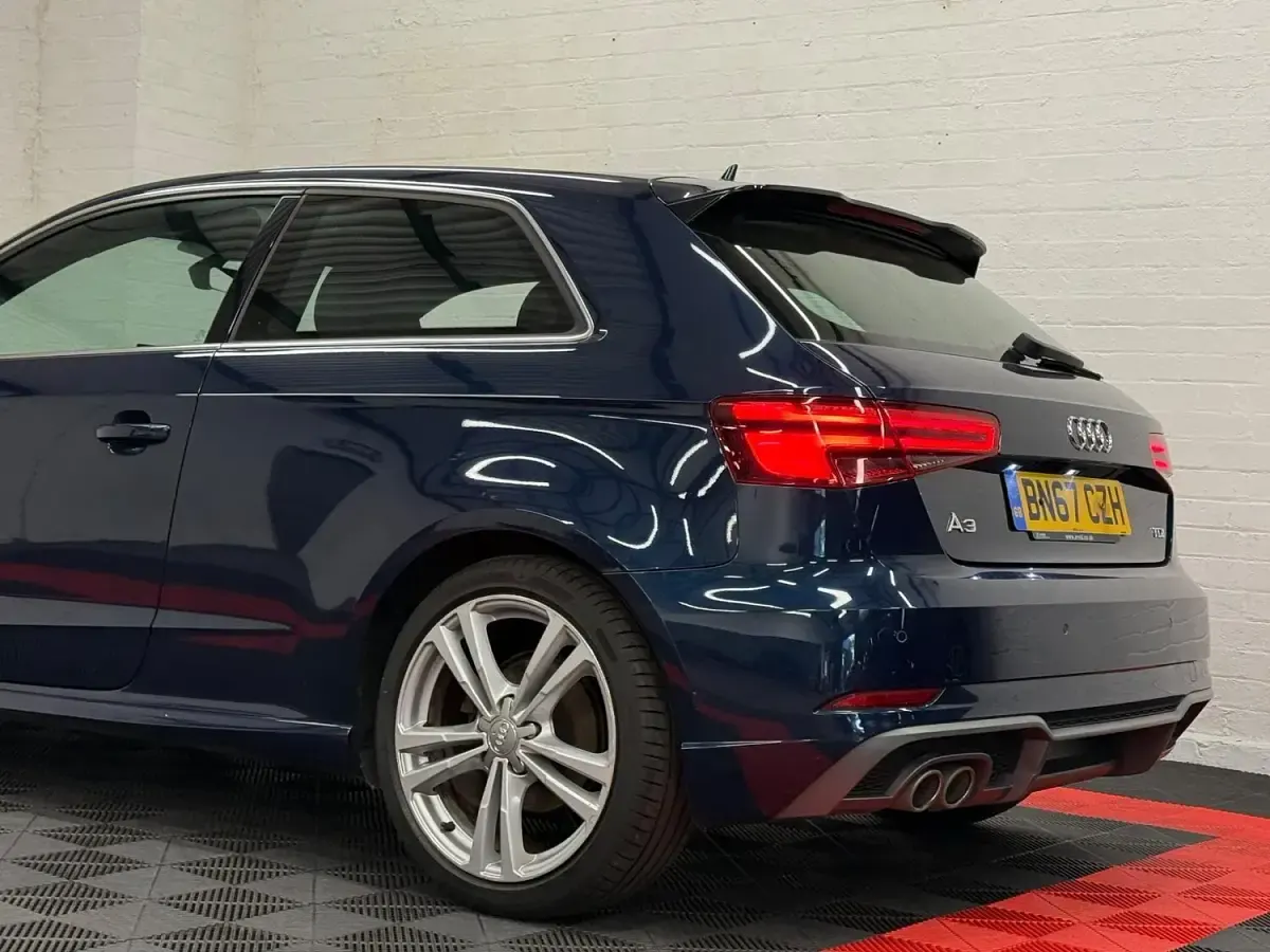 Used Audi A3 S-Line 150 HP (110 kW) 2017 Blue Hatchback