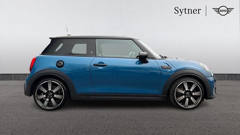 Used Mini Cooper S Exclusive 176 HP (129 kW) 2023 Blue Hatchback