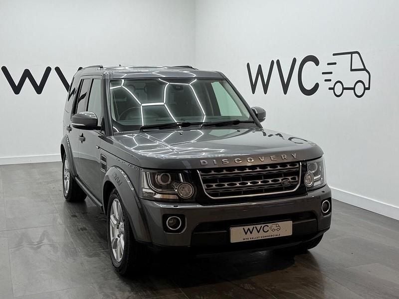 Grey Used 2016 Land Rover Discovery 4 SE SUV | £19,995 (Fair price) - Image 1/4