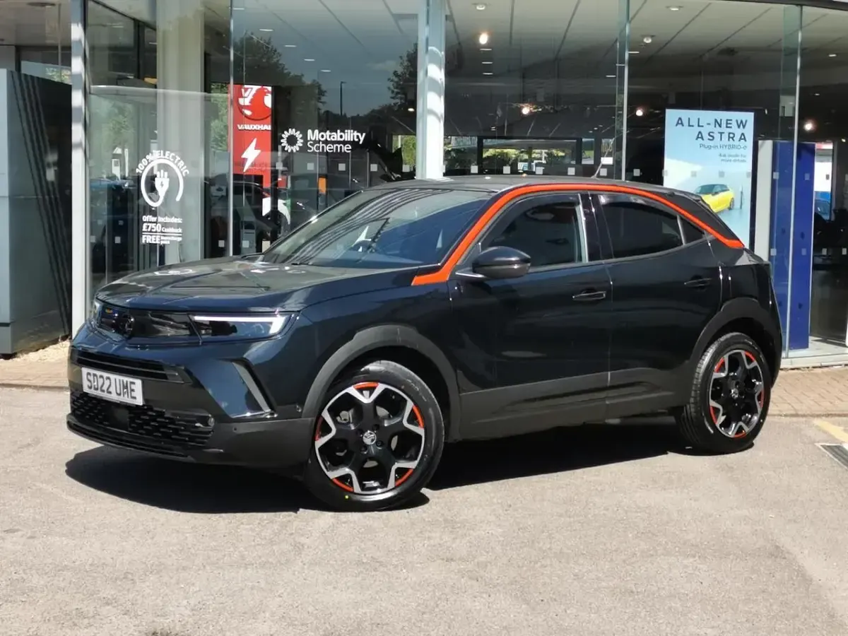 Used Vauxhall Mokka SRi 99 HP (72 kW) 2022 Black SUV