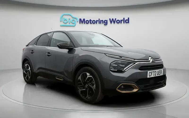 Używany Citroën C4 PureTech 131 KM (96 kW) 2023 Szary Hatchback