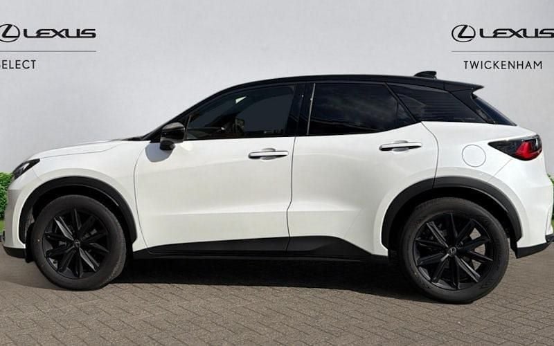 Used Lexus LBX 136 HP (100 kW) 2026 SUV