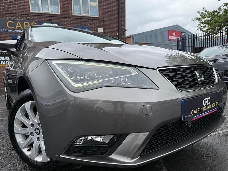 Grey Used 2014 Seat Leon SE Hatchback | £5,795 (Good price) - Image 1/4
