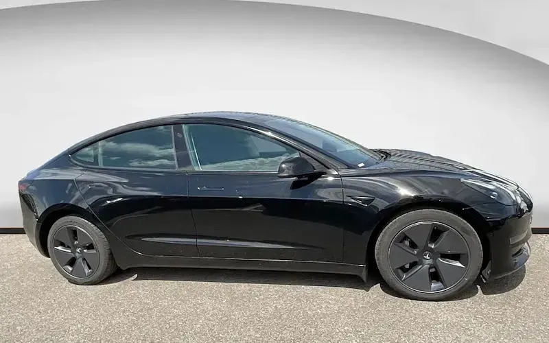 Used Tesla Model 3 Long Range AWD 366 kW (498 HP) 2022 Black Sedan