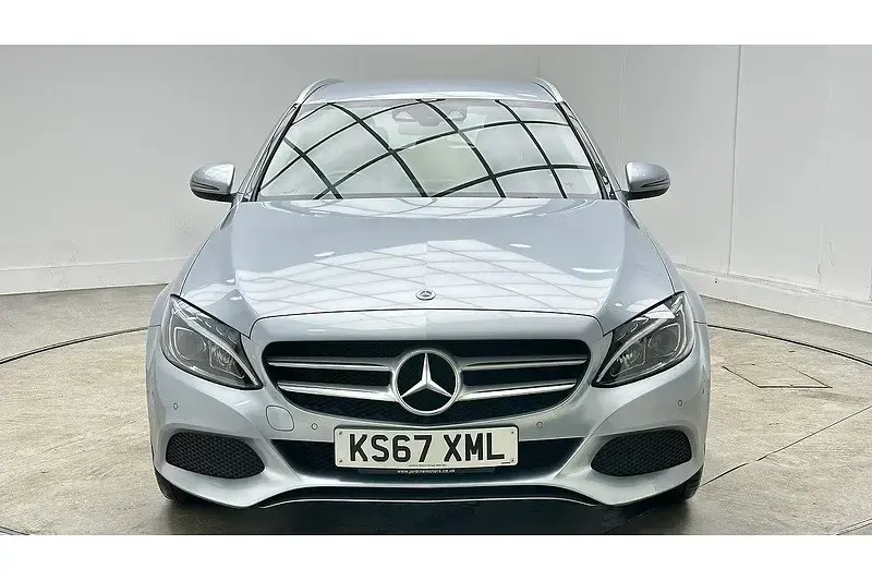 Usado Mercedes C220 2017 Prateado Carrinha