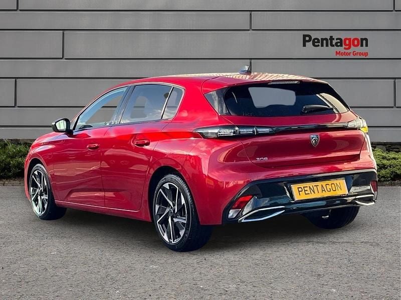 Used Peugeot 308 Allure Premium 130 HP (95 kW) 2024 Red Hatchback