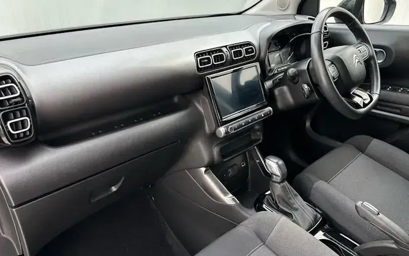 Used Citroën C3 Aircross PureTech 131 HP (96 kW) 2023 Grey SUV