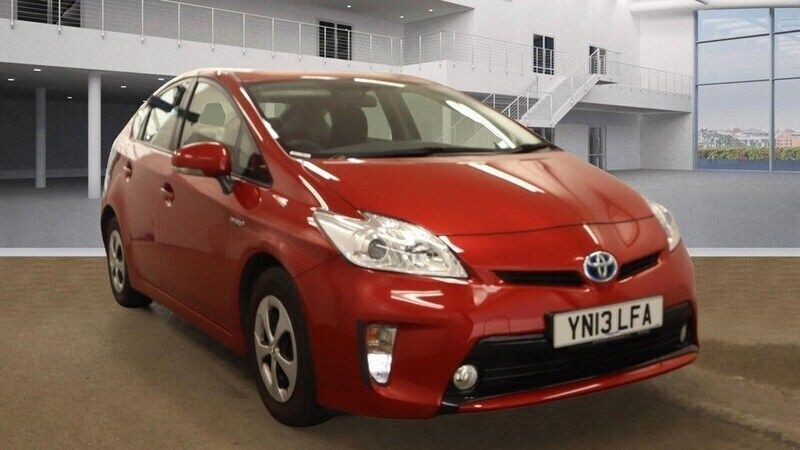 Red Used 2013 Toyota Prius T3 Hatchback | £7,990 (Expensive) - Image 1/4
