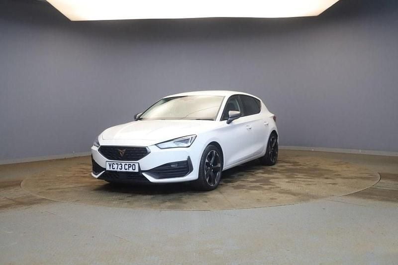 Used Cupra Leon 150 HP (110 kW) 2023 White Hatchback