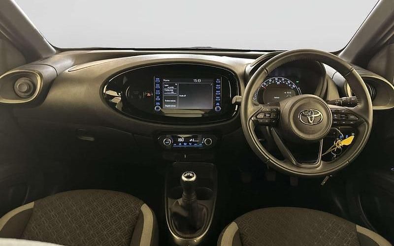 Used Toyota Aygo X 72 HP (52 kW) 2025 SUV