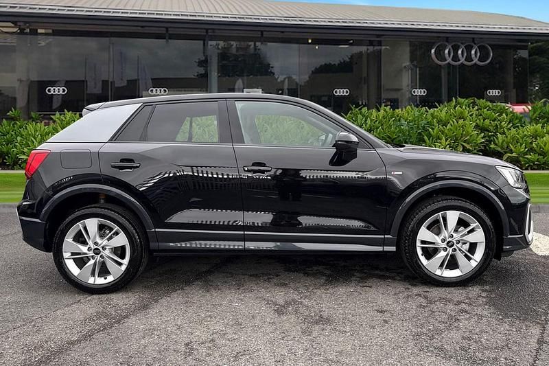 New Audi Q2 S-Line 150 HP (110 kW) 2026 Black SUV