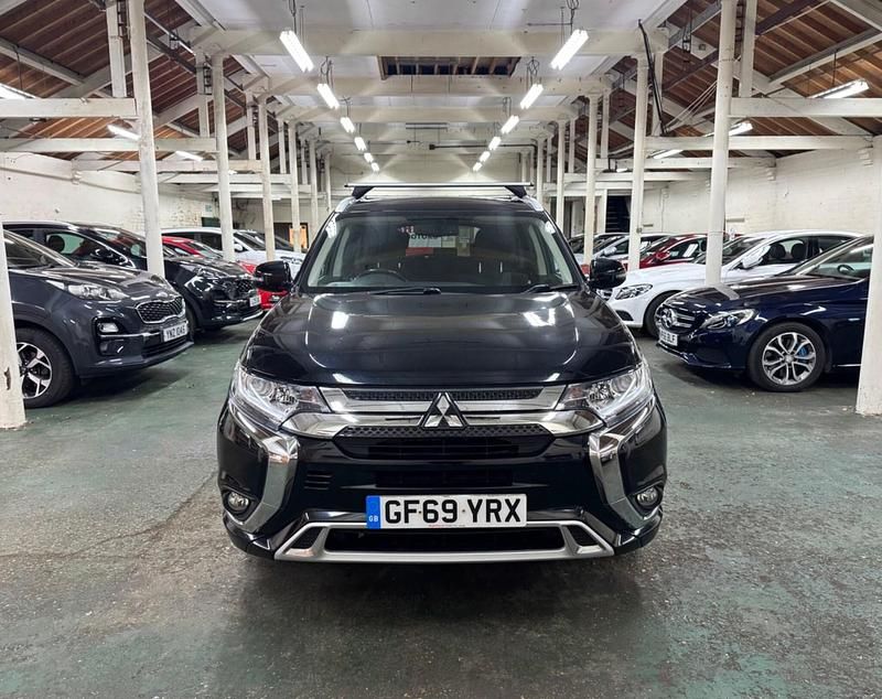 Used Mitsubishi Outlander P-HEV 2020 Black Estate