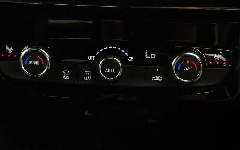 Used Vauxhall Mokka 100 kW (136 HP) 2024 Black SUV