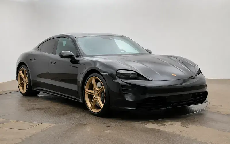 Used Porsche Taycan 419 kW (571 HP) 2023 Sedan