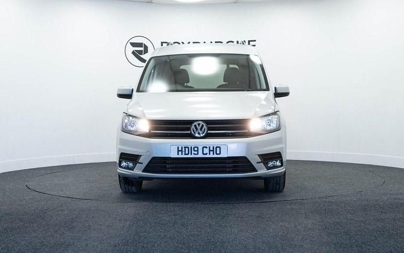 Used VW Caddy Life 102 HP (75 kW) 2019 Silver MPV