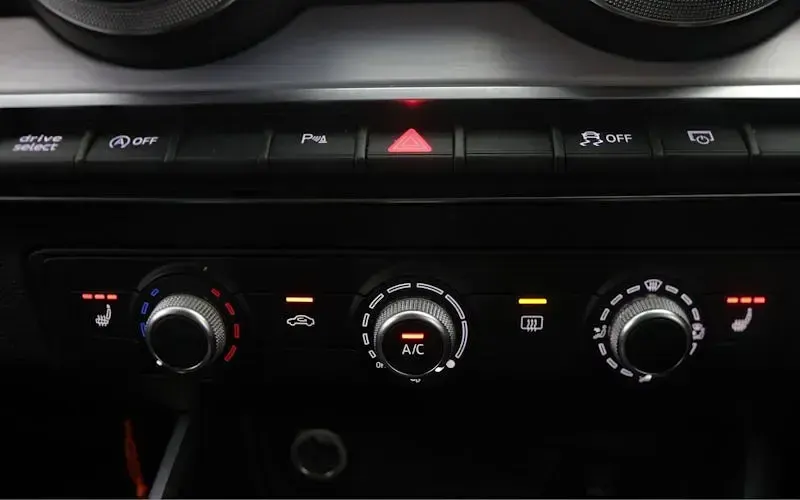 Used Audi Q2 S-Line 150 HP (110 kW) 2022 Black SUV