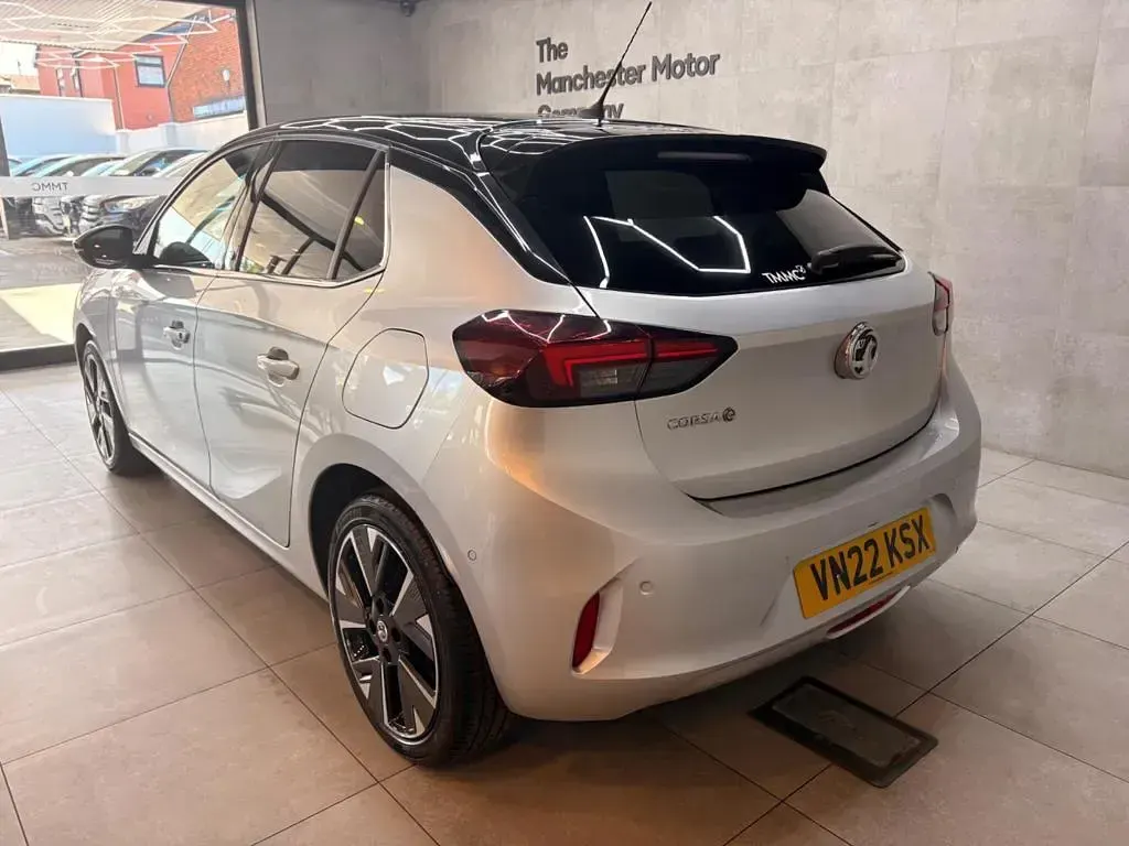 Used Vauxhall Corsa-e Elite 50 kW (68 HP) 2022 Hatchback