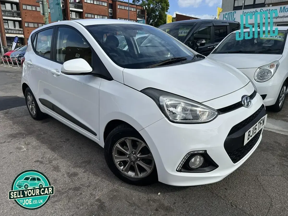 Used Hyundai i10 Premium 87 HP (63 kW) 2015 Hatchback