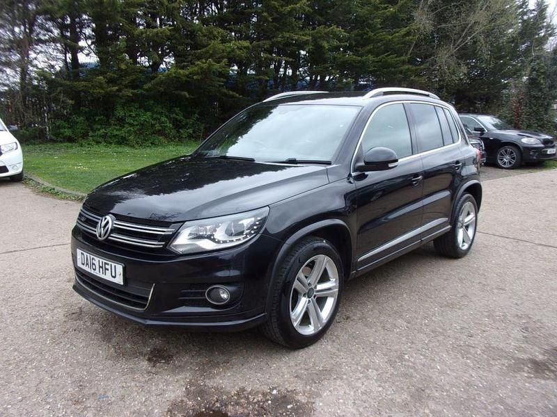 Used VW Tiguan R-line Edition 150 HP (110 kW) 2016 Black SUV