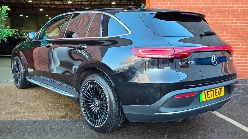 Used Mercedes EQC400 AMG Line Premium Plus 300 kW (408 HP) 2022 Black SUV