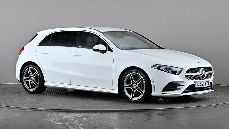 Used Mercedes A180 AMG line 116 HP (85 kW) 2021 White Hatchback