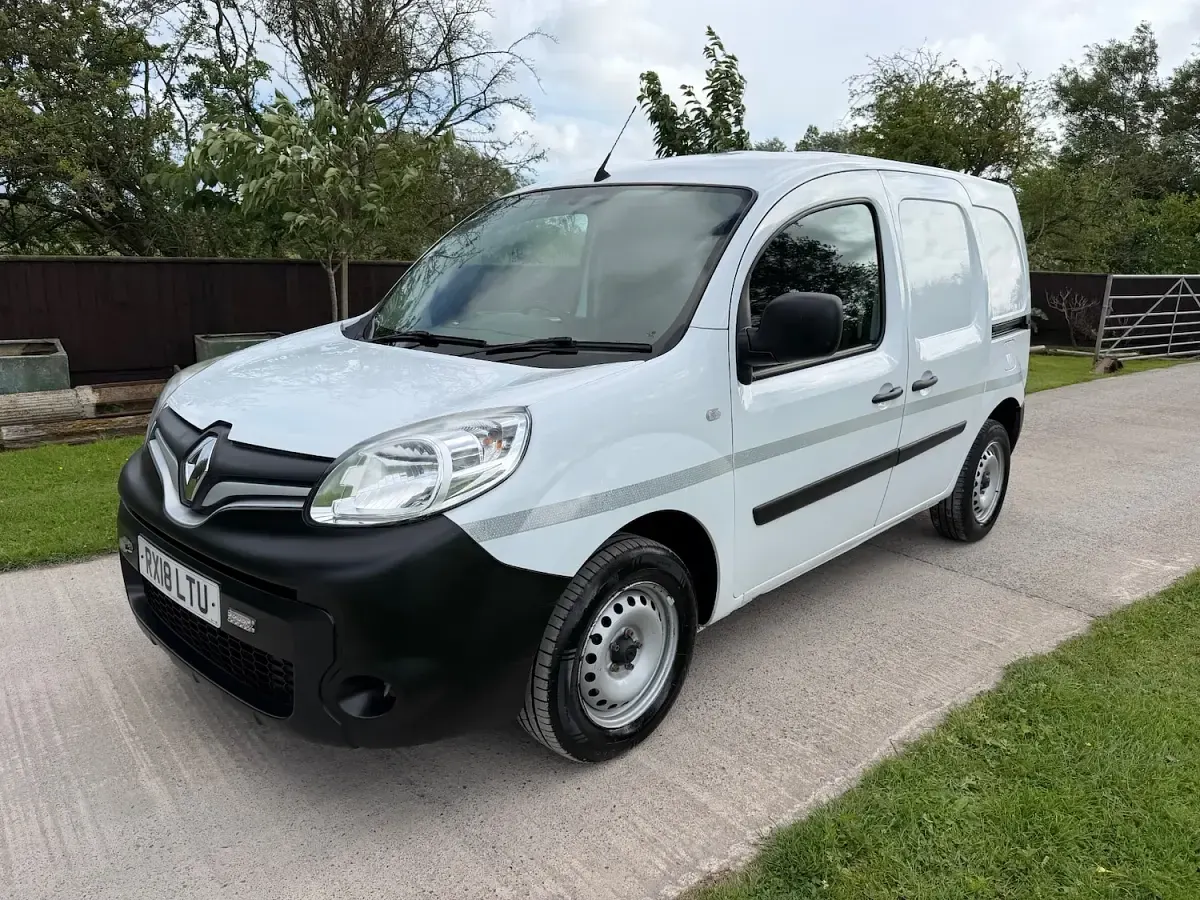 Used Renault Kangoo Business 2018 White MPV