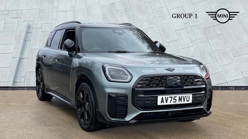Used Mini Countryman 215 HP (158 kW) 2025 Green SUV