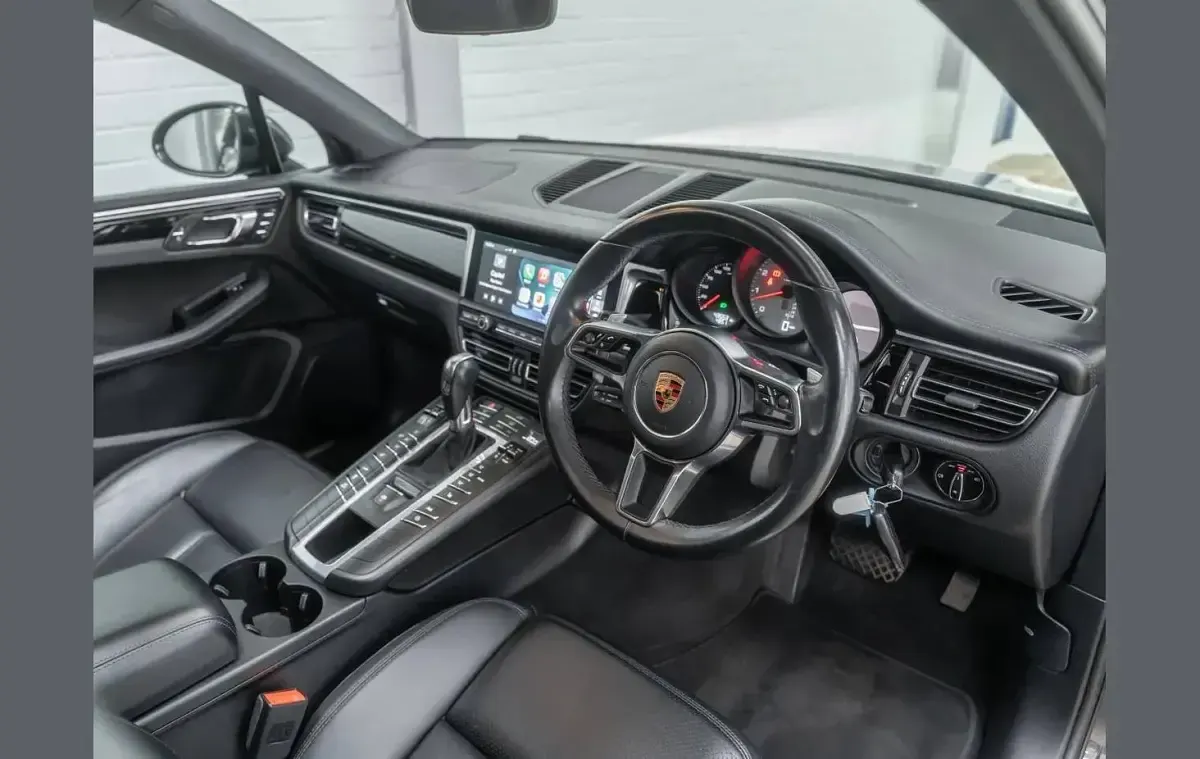 Used Porsche Macan S 348 HP (255 kW) 2019 Grey SUV