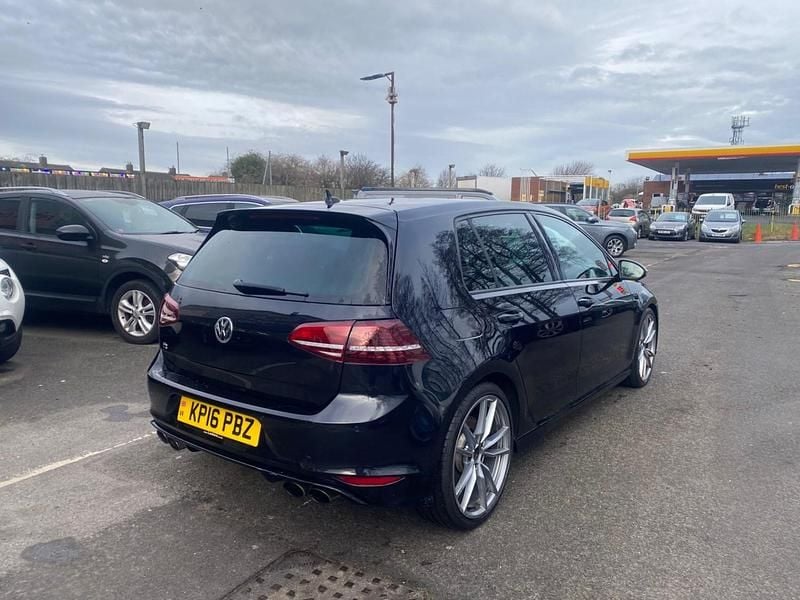 Used VW Golf VII R 296 HP (217 kW) 2016 Black Hatchback