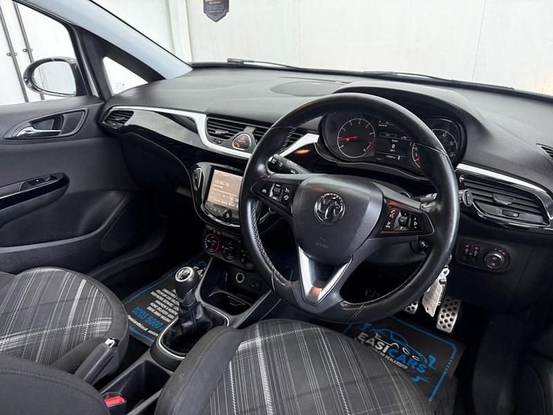 Used Vauxhall Corsa Edition 2015 White Hatchback