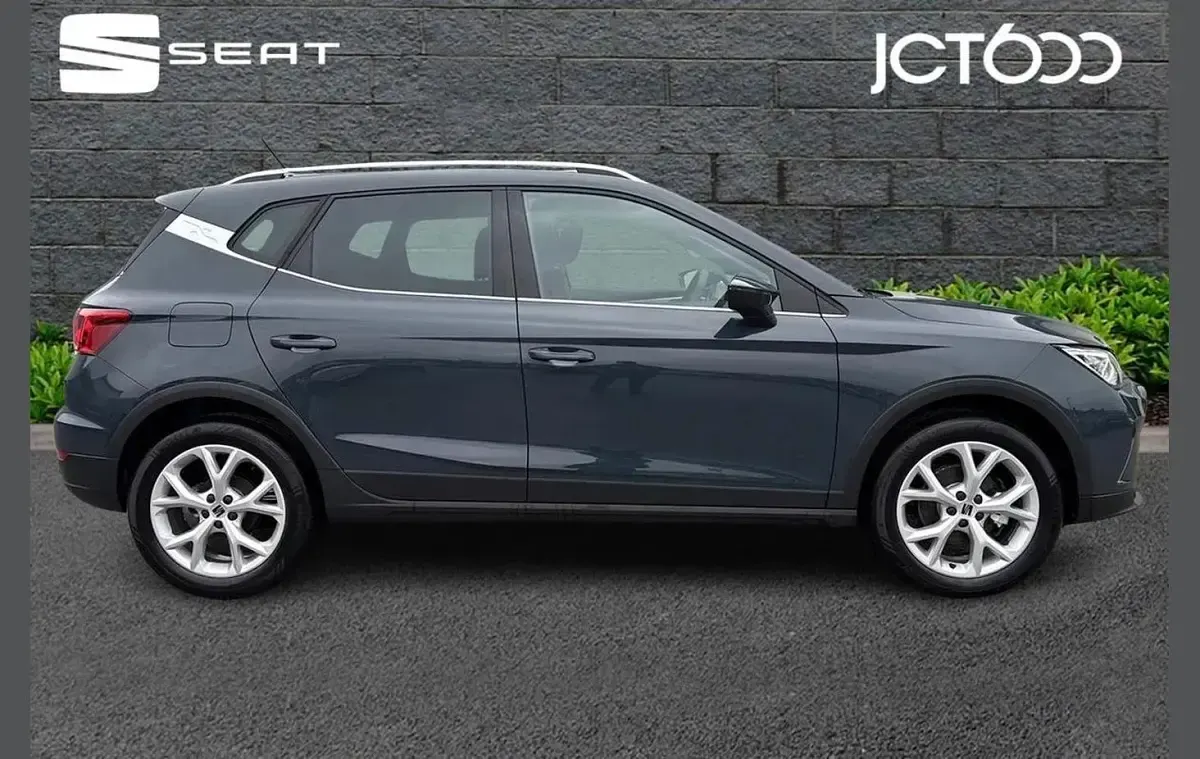 Nowe Seat Arona FR 113 KM (83 kW) 2026 Niebieski SUV