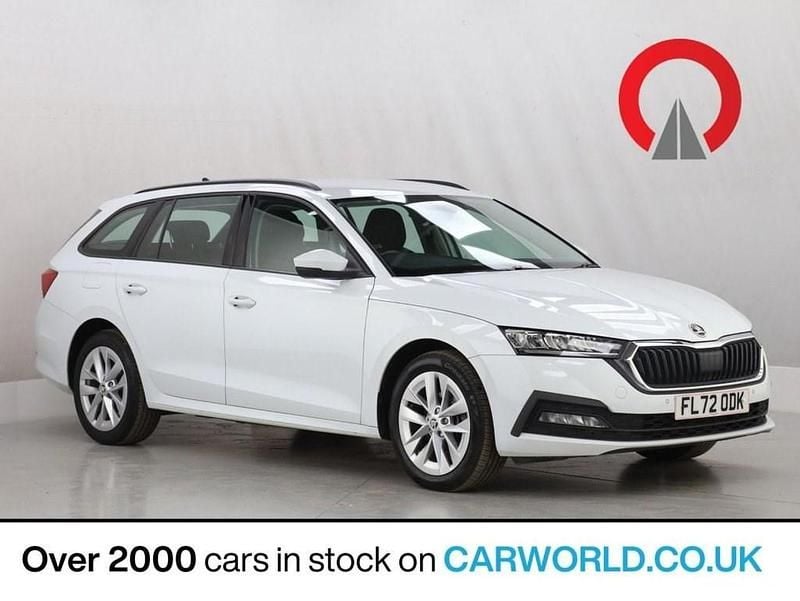 Used Skoda Octavia SE Technology 204 HP (150 kW) 2022 White Estate