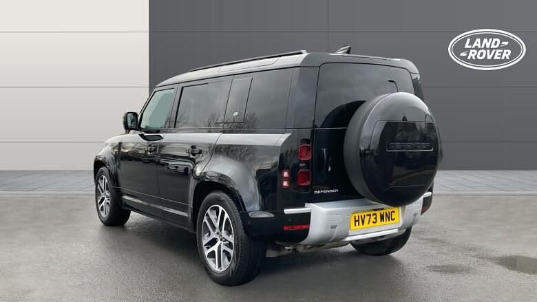 Used Land Rover Defender 249 HP (183 kW) 2023 Estate