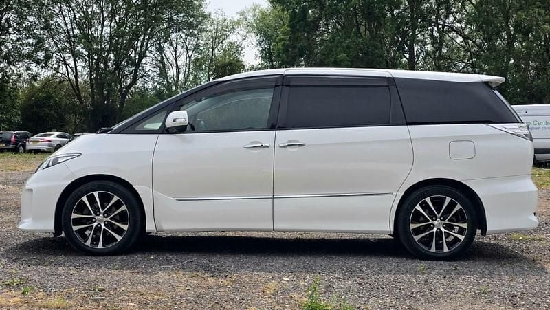 Used Toyota Estima 2014 Black MPV
