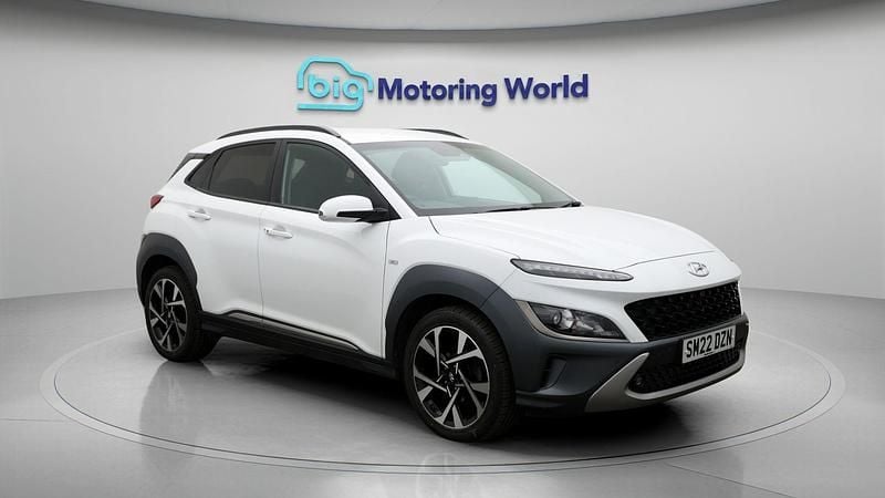 Used 2022 Hyundai Kona Premium SUV | £13,647 (Fair price) - Image 1/4