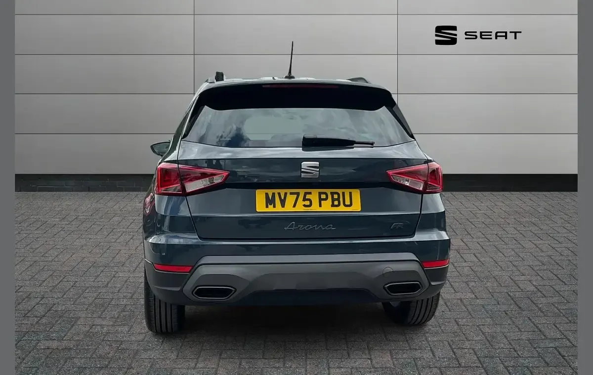 New Seat Arona FR First Edition 115 HP (84 kW) 2026 Blue SUV