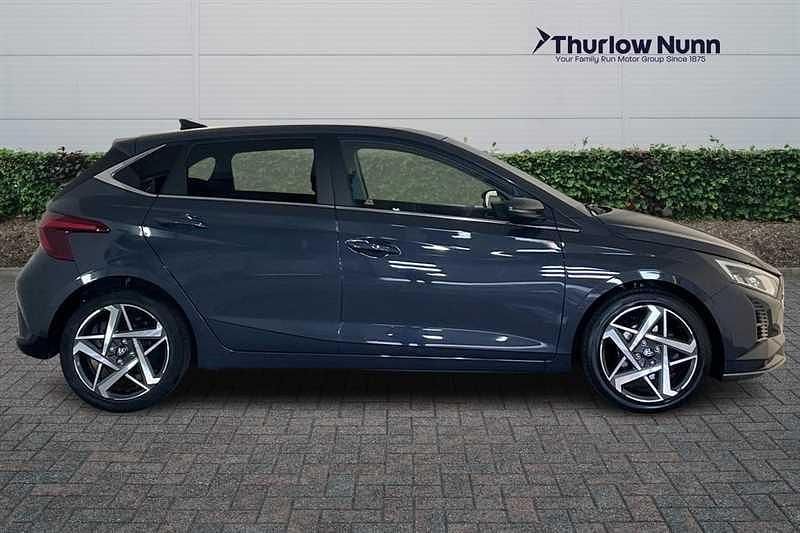 Used Hyundai i20 Premium 100 HP (73 kW) 2023 Aurora gray Hatchback