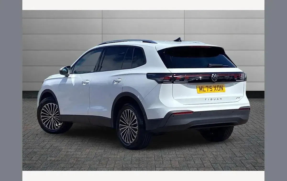 Used VW Tiguan Match 150 HP (110 kW) 2025 White SUV